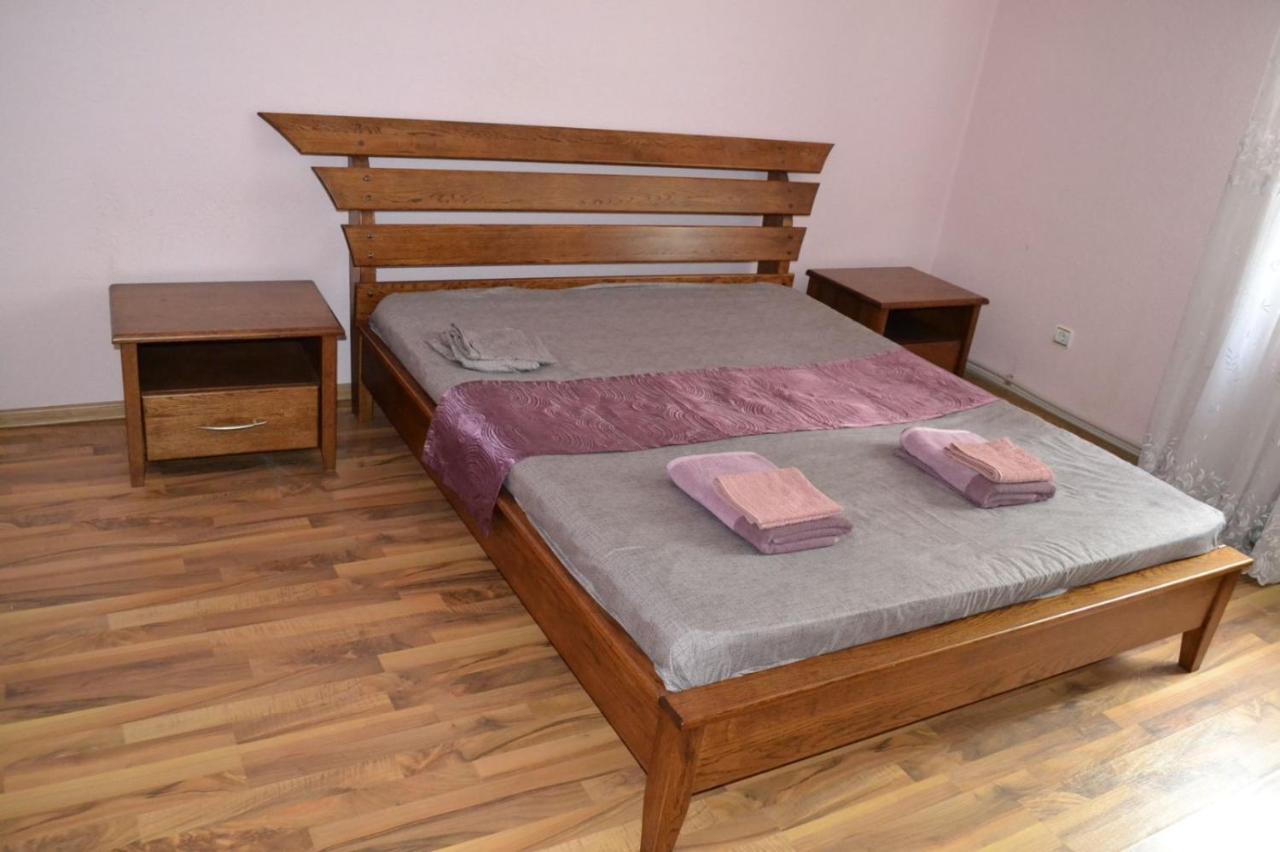 Apartament Квартира Двохкімнатна Фонтан Kamieniec Podolski Zewnętrze zdjęcie