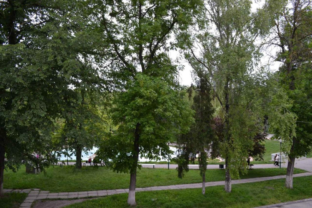 Apartament Квартира Двохкімнатна Фонтан Kamieniec Podolski Zewnętrze zdjęcie
